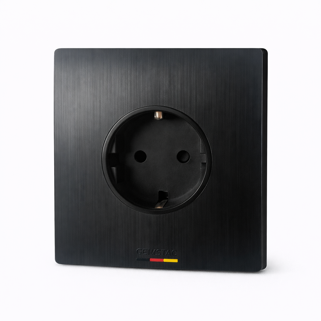 შავი ელექტრო როზეტი დამიწებით