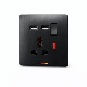 უნივერსალური ელექტრო როზეტი USB-ით და ჩამრთველით – BK G16085 (შავი)